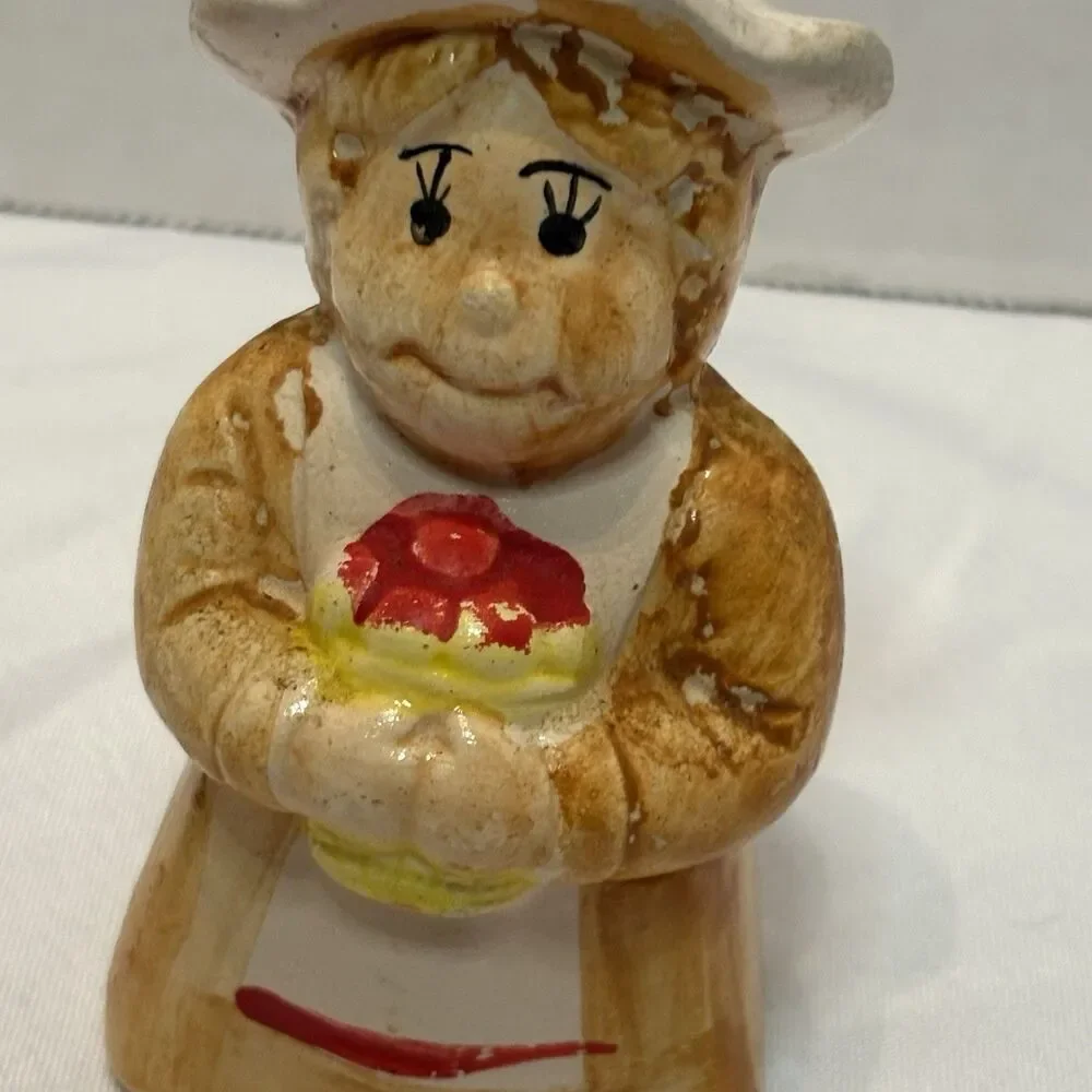 Vintage Pilgrim Salt And Pepper Shakers Man Woman Porcelain 4.25 in multicolor